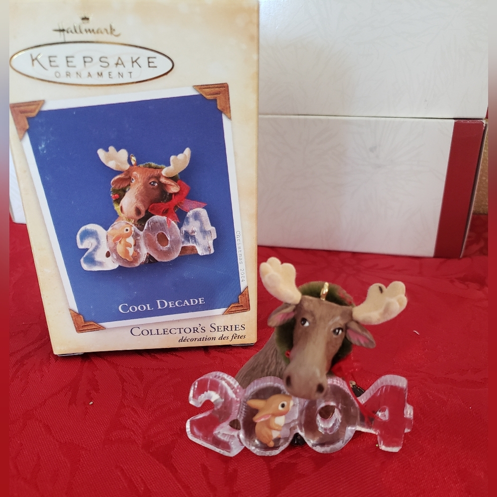Hallmark Keepsake Ornament 2004 Moose